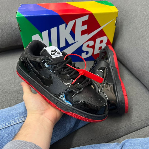 Nike negro rojo