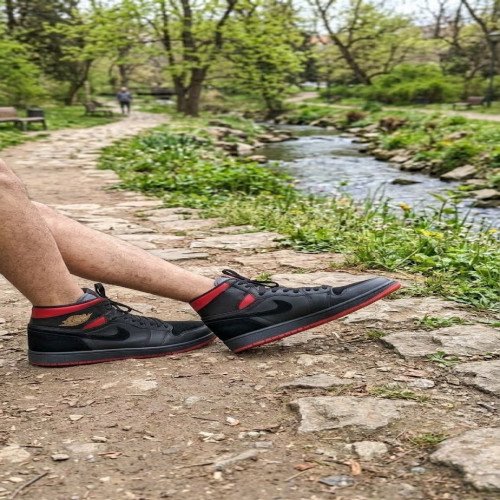 Jordan Negro negro rojo