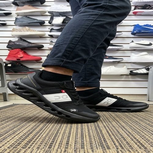 On Cloud Negro plata