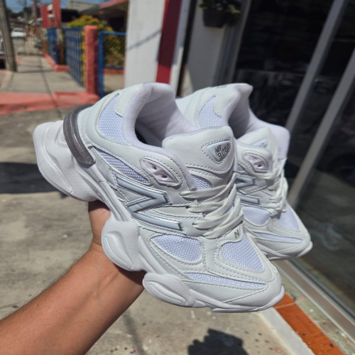 New Balance Blanco 