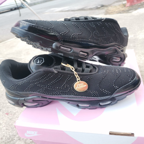 Nike negro total 