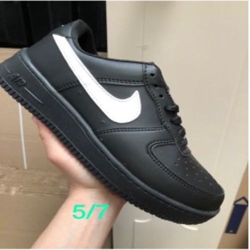 AF1 NEGRO - BLANCO