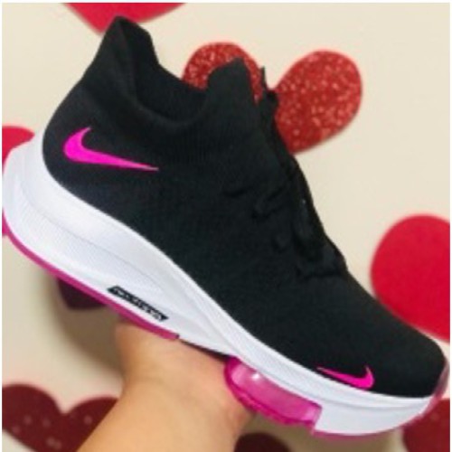 NIKE CALSETIN NEGRO ROSA